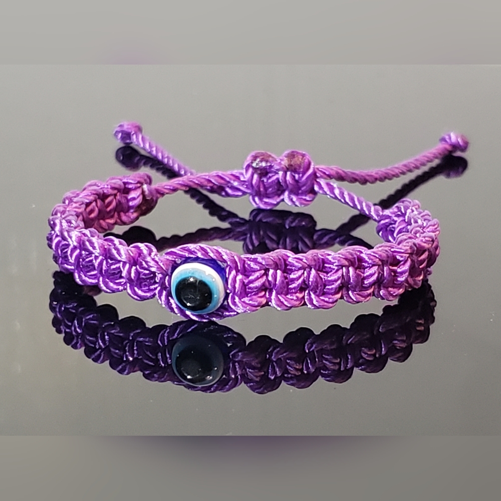 Baby evil eye bracelet, purple string newborn, infant evil eye bracelet